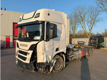 Kamion za prevoz kontejnera/ Kamion sa promenjivim sandukom SCANIA R 450