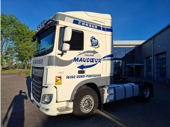 Tegljač DAF XF 106 460