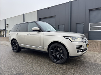 Automobil LAND ROVER