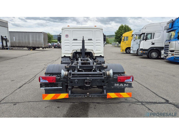 Kamion sa hidrauličnom kukom MAN TGL 12.180 4x2 BB EURO 3 - Hákový nosič kontejnerů: slika 4