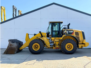Utovarivač točkaš CATERPILLAR 950M