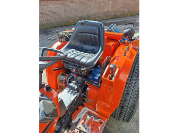 Vučno vozilo Kubota B2150: slika 4 Vučno vozilo Kubota B2150: slika 4