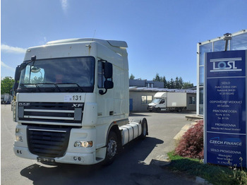 Tegljač DAF XF 105 460