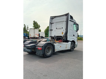 Tegljač Mercedes-Benz Actros 1848 - noise in engine: slika 4