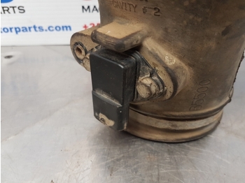 Sistem za usis vazduha Claas Arion 530, 500  Air Intake Tube And Sensor 0021666020, 0011453630: slika 2
