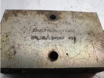 Hidraulični ventil za Traktor Ford 555 Hydraulic Check Valve  81873170 , Sauer-sundstrand Rpl06/c5-unf 495: slika 2