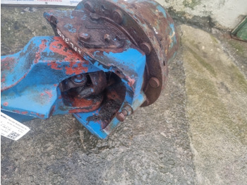 Prednja osovina Ford Tw25, Tw35, 8730, 8830 Front Axle Rh Hub Complete Zp4472355168, 83944714: slika 3