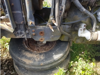 Prednja osovina MASSEY FERGUSON