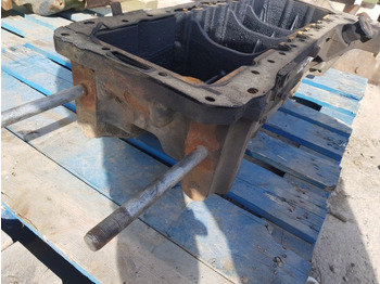 Motor i delovi New Holland T6000, T7 T6070 Engine Oil Pan Sump 504101687, 2855274, 504101689: slika 3