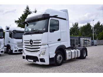Tegljač MERCEDES-BENZ Actros 1845