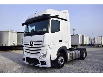 Tegljač MERCEDES-BENZ Actros 1845