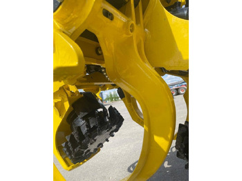 Glava za sečenje John Deere H 415: slika 5 Glava za sečenje John Deere H 415: slika 5