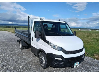 Dostavno vozilo istovarivač Iveco DAILY 35C13, 35C12, 35C14, 35C15: slika 2