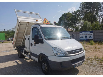 Dostavno vozilo istovarivač IVECO Daily 35c11
