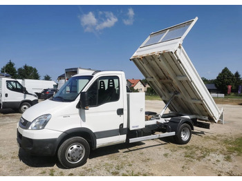 Dostavno vozilo istovarivač IVECO Daily 35C15