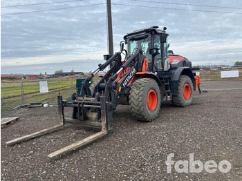 Utovarivač točkaš HITACHI ZW180