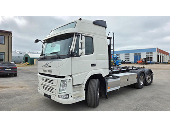 Kamion sa hidrauličnom kukom VOLVO FM 460