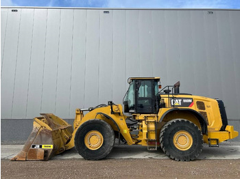 Utovarivač točkaš CATERPILLAR 980M