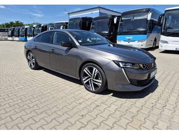 Automobil PEUGEOT