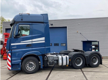 Tegljač Mercedes-Benz Actros 2863 LS 6x4: slika 3