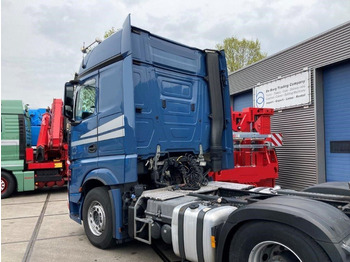 Tegljač Mercedes-Benz Actros 2863 LS 6x4: slika 4