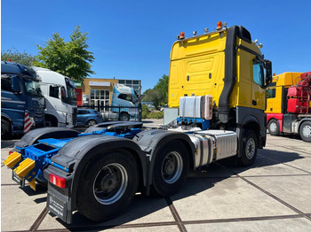 Tegljač Mercedes-Benz Arocs 2663 6x4: slika 5