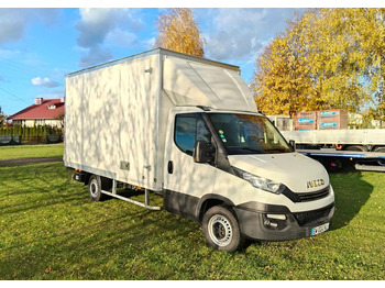 Dostavno vozilo sa zatvorenim sandukom IVECO Daily 35s16