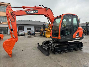 Bager guseničar Doosan DX75-9C Used Excavator Crawler Second Hand Korean Engine DX75-9C Small Digger for Home or Farm: slika 4