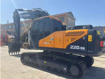 Bager Korea 22 Ton Hyundai 220 Excavator R220LC-9s Used Hyundai Excavator 220 Used Hyundai 220-9 225LC Machine for Construction: slika 2 Bager Korea 22 Ton Hyundai 220 Excavator R220LC-9s Used Hyundai Excavator 220 Used Hyundai 220-9 225LC Machine for Construction: slika 2