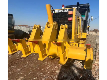 Grejder CATERPILLAR 140H