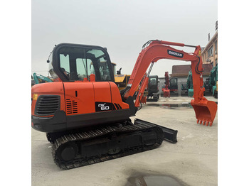 Bager guseničar DOOSAN DX60-9C