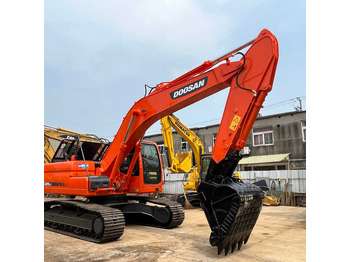 Bager guseničar DOOSAN DX225