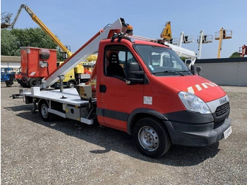 Vazdušna platforma montirana na kamion IVECO Daily