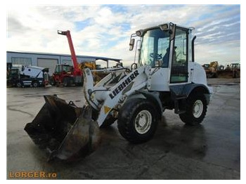Utovarivač točkaš LIEBHERR L 506