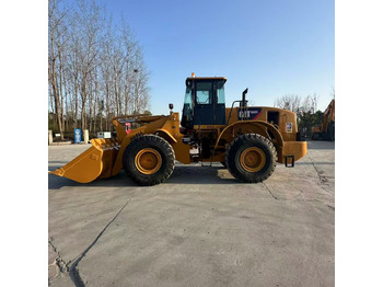 Utovarivač točkaš CATERPILLAR 966H: slika 3