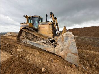 Buldožer CATERPILLAR D8R