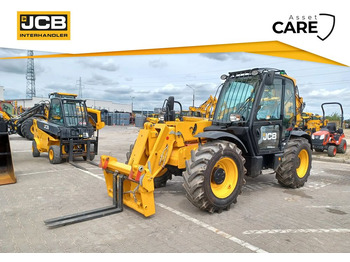 Teleskopski upravljač JCB