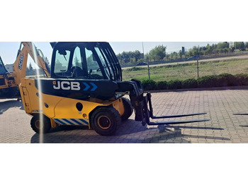 Viljuškar, Teleskopski upravljač JCB TLT 30-19E: slika 2