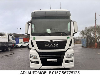 Kamion sa ceradom MAN TGX 26.460