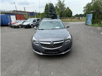 Automobil OPEL