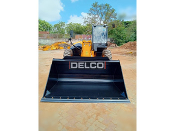 Teleskopski upravljač novi JCB 530-70: slika 4