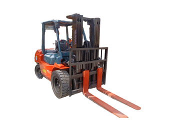 Dizel viljuškar TOYOTA