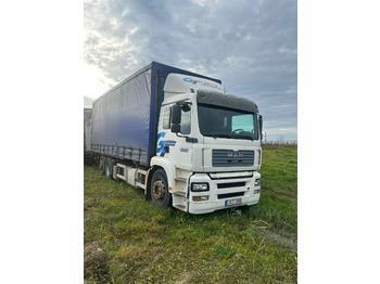 Kamion sa ceradom MAN TGA 26.310