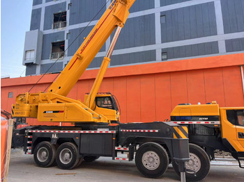 Pokretni kran XCMG XCT80