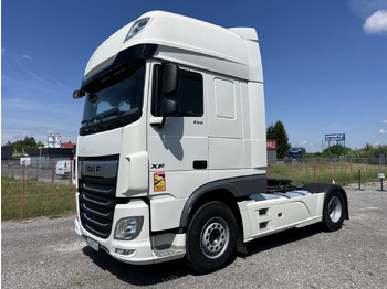 Tegljač DAF XF 530