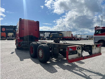 Kamion sa golom šasijom i zatvorenom kabinom Scania R480 Highline 6x2, Retarder, Euro 5: slika 4