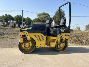 Valjak za puteve BOMAG