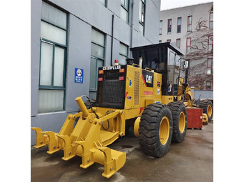 Grejder CATERPILLAR 140K