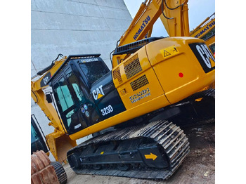 Bager guseničar CATERPILLAR 323D