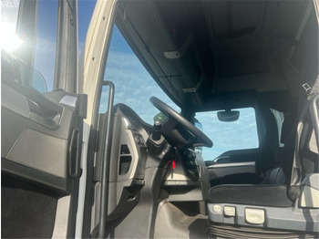 Interior photo 1: Tegljač MAN TGX 18.480 / RETARDE